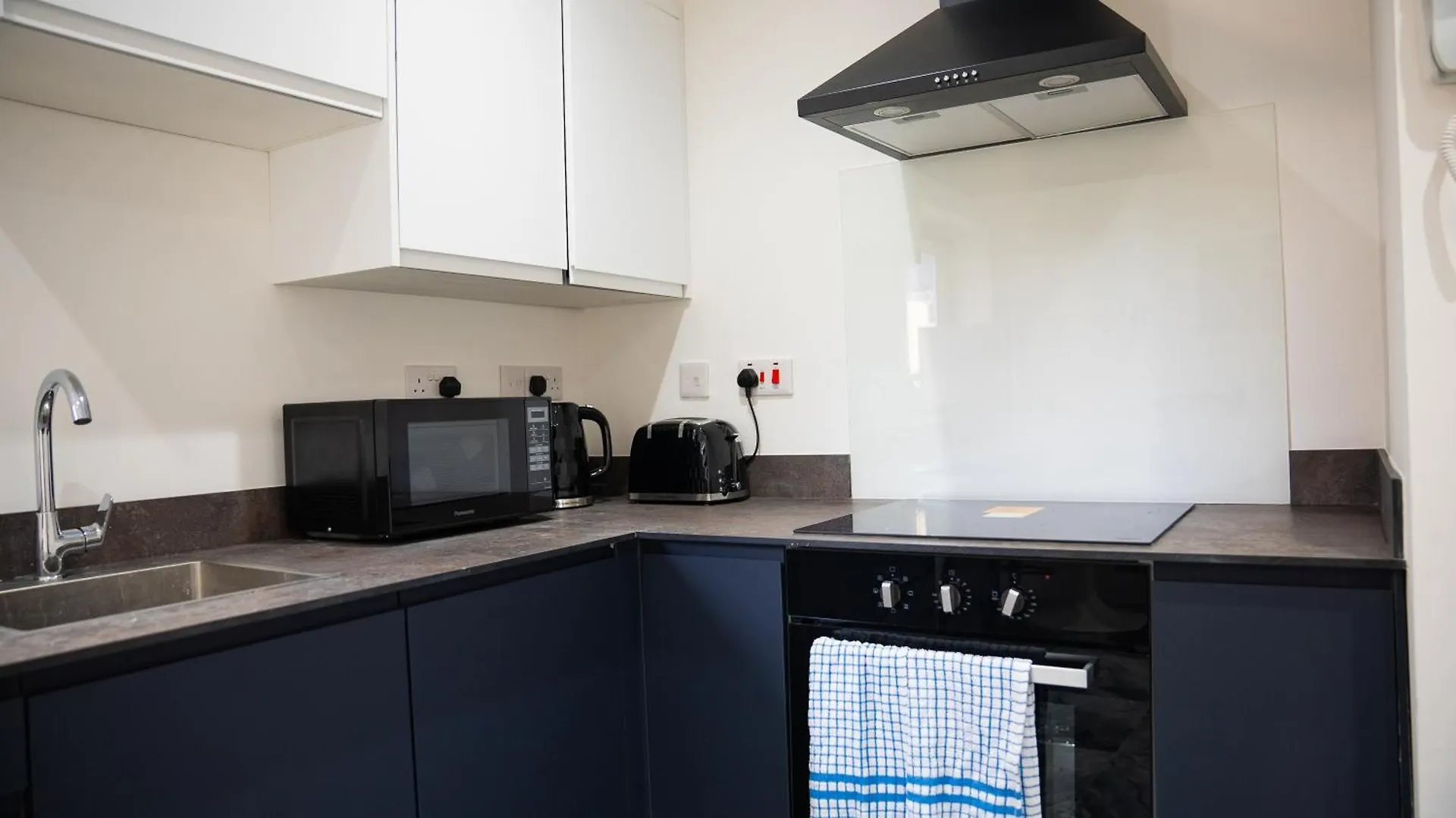 Luxury One Bedroom Flat - Cardiff City Centre Apartament
